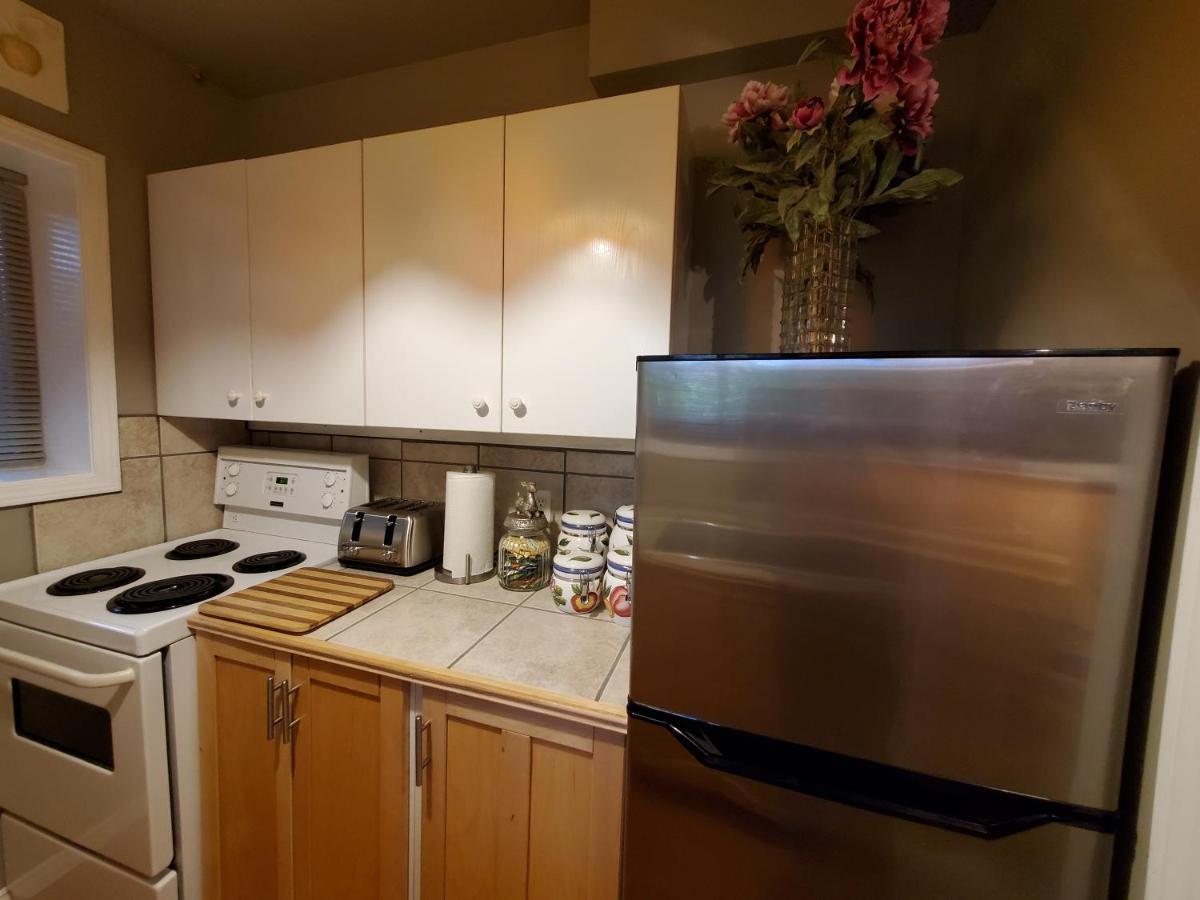 Shambhala Bed And Breakfast Buckhorn ภายนอก รูปภาพ